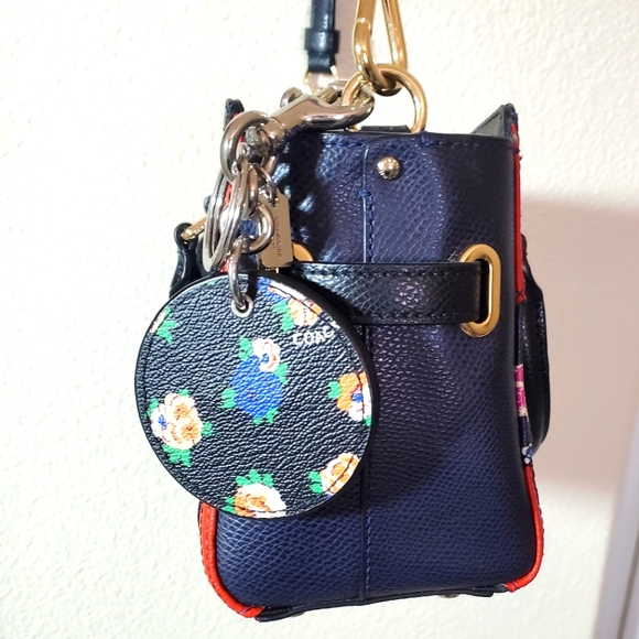 Coach Crossbody Purse - Picture 2 of 8